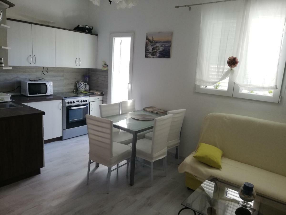 Apartmani Paula Banjol Εξωτερικό φωτογραφία